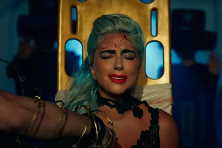 Lady Gaga – 911 Lady Gaga – 911